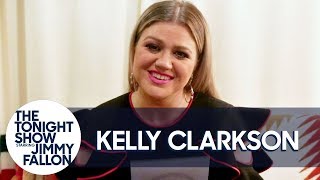 Kelly Clarkson Thinks Adam Levine Is the Funniest Person in The Voice Coaches' Group Text