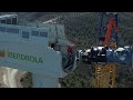 Energía eólica: montaje de un aerogenerador en el parque eólico El Puntal (Málaga)