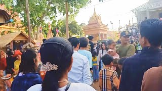 ទិដ្ឋភាពថ្ងៃឆ្លងឆ្នាំនៅវត្តមុនធ្យាន ឃុំដានរុន ស្រុកសូទ្រនិគម ខេត្តសៀមរាប