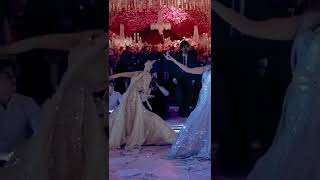 Manike Mehndi Dance On Pakistani Wedding