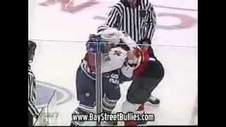 Hockeyfighters.cz  Krzysztof Oliwa vs Nathan Perrott.wmv