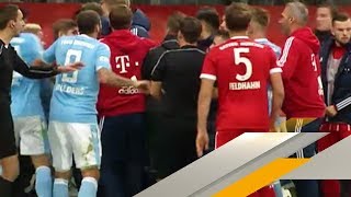 Rot und Rudelbildung: Derby-Pleite für 1860 München gegen FC Bayern | SPORT1