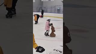 5살 첫 스케이트 ⛸️#제자리걸음 #kidsvideo #스웨덴 #5살 #4yearsold #hockey #hockeytraining #하키