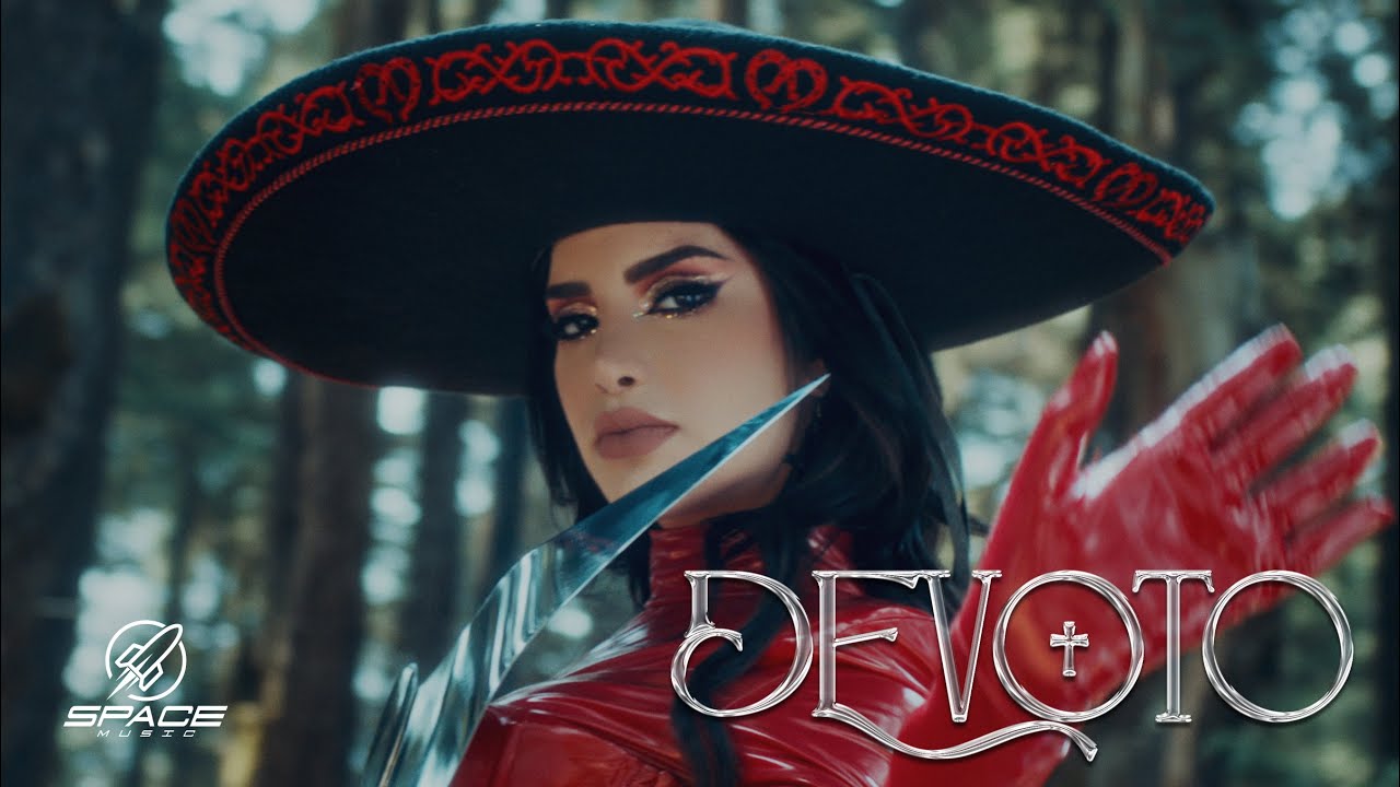 Kim Loaiza - DEVOTO (Video Oficial) Ft. Elvis De Yongol - YouTube Music