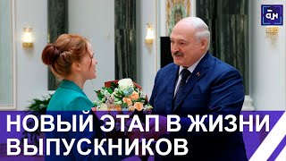 Награды лучшим! Красивая и торжественная церемония сегодня прошла во Дворце Независимости.