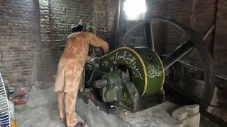 "Diesel Engine Startup Hack in Coldest Winter – Pakistani Mechanic Style!"