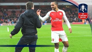 Theo Walcott celebrates with Arsenal fan | FATV Advent Calendar 2016 - Day 6