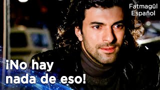 Kerim quiere convencer a la gente de que no pasó nada - Fatmagül Español | Mejores Escenas