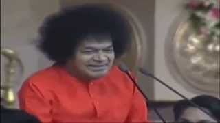 Rare Video of Sri Sathya Sai Baba speaking in Tamil