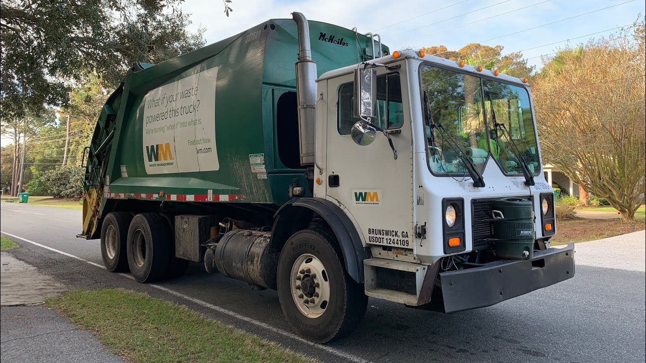 Waste Management Mcneilus Rear Loader Trash Truck - YouTube