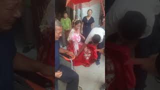 父爱如山，老父嫁女哭成泪人Chinese father marries a woman crying into tears