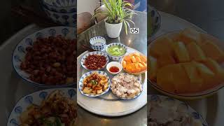 Mâm cơm gia đình