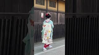 ステキなお着物の舞妓さんが花見小路を往く #京都 #舞妓