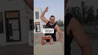 द ग्रेट खली ने मुक्का मारकर तोड़ी ईंट, great Khali ka video #shortsfeed #shortvideo #shorts