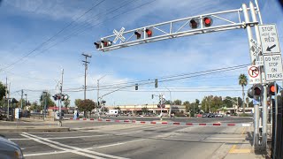 Florin Perkins Rd. Railroad Crossing, No Right Turn Signals - Light Rail Hits Brakes - Sacramento CA