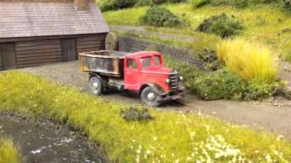 Brookford radio controlled 1:43 Bedford leaves workshops