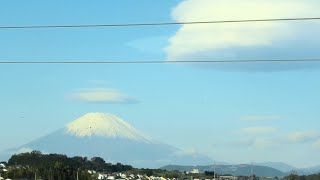 🗻【過去最高に、でかい雲をこしらえていた☁️😅】新幹線🚄車窓   富士山       2021.11.14