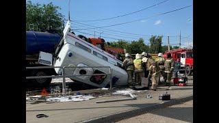 Водитель скорой помощи погиб в ДТП из-за неосторожности водителя шкоды в Отрадном