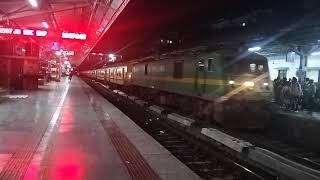 A Saturday evening railfanning session at Vapi railway station of 10 trains.