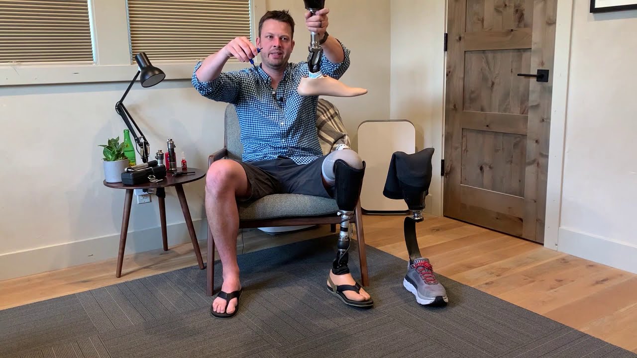 Making Adjustments To A Below-knee Prosthetic Leg - YouTube