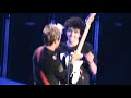 Guy Sings With Green Day and gets Billies Guitar 831