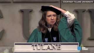 2015's funniest commencement jokes in under 2 minutes