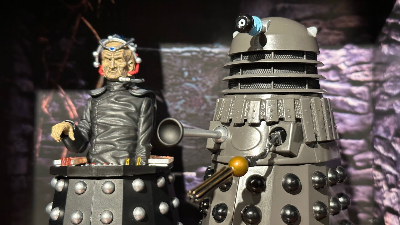 Doctor Who The Creation Of The Daleks Set With Davros And A Dalek ...