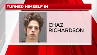 Deputies: Wanted Oconee Co. burglary suspect turns self in