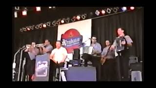 Eddie Blazonczyk's Versatones - Milwaukee Polish Festival 2001 - Wheel of Fortune.