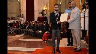 President Kovind confers the Rajiv Gandhi Khel Ratna Award 2018 upon Shri Virat Kohli