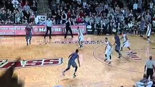 Derek Gordon winning basket for UMass vs. Providence