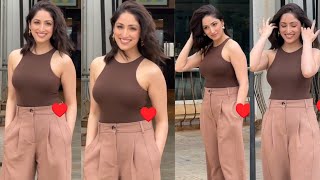 yami gautam looking very hot in western outfit and her smile killing me