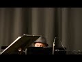 Dan Bern sings 