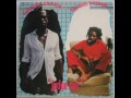 Dennis Brown & Gregory Isaacs - Judge not - Judge not