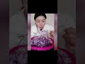 eating ice asmr her crunchy ice ❄️ 吃冰 ｜ 얼음 먹기 ｜ 氷を食べる