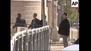 Palestinian president leaves Ramallah to meet Olmert