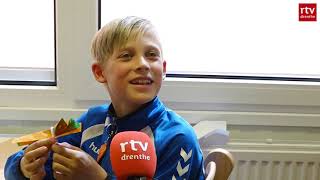 Leerlingen uit Emmen verrassen 'leuke meneer' | RTV Drenthe