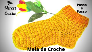 🧦Arrase com as meias de croche fácil, rápida e económica. Confeccionada em fio de lã. Otima opção