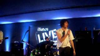 Kooks - Sofa Song (Live at the Apple Store)