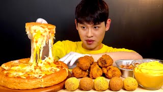 ASMR BHC 커리퀸닭다리 뿌링치즈볼 굽네 리얼시카고피자 치밥 먹방~! Chicago Pizza With Spicy Chicken Legs Cheese Ball MuKbang~!