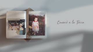 Ceshia Ubau - Brindis (Oficial Lyric Video)