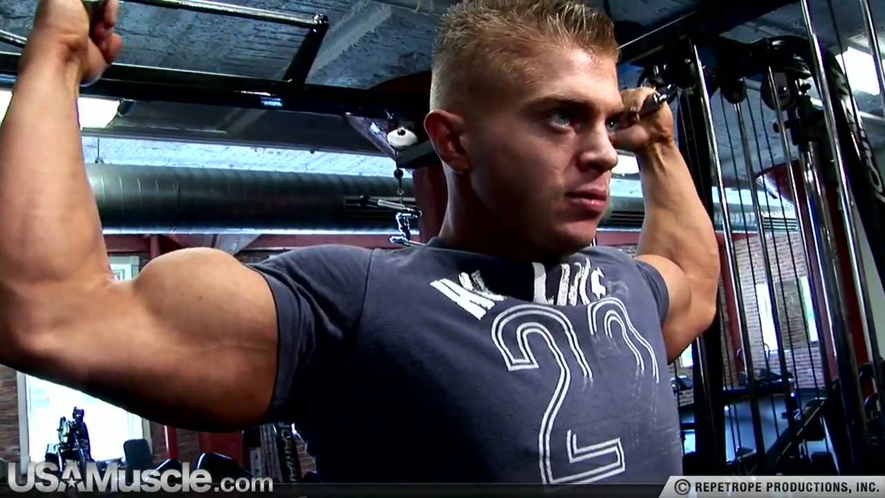 Riego Flexing Biceps Flex4me
