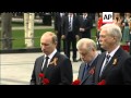 Medvedev at Tomb of Unknown Soldier on Victory Day eve