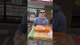 Comparing a $6 pizza to a $40 pizza ❗️ 🍕