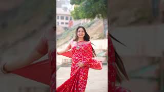 ✨ Radiant Red Banarasi Silk Saree – Pure elegance with real zari! 💖