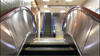 ［エスカレーター］地下鉄博多駅　日立製　HITACHI  escalator