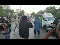 in karachi protesters tried to enter red zone at shahrah e faisal but they were stopped by police