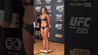 TABATHA RICCI MAKES WEIGHT FOR #ufc295