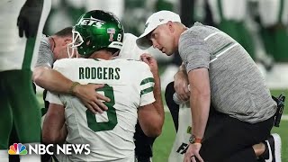 Aaron Rodgers suffers serious injury during New York Jets debut
