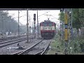 rajdhani s u0026 poorva express brutally overtakes amrapali express with mega offlink arakkonam wap1